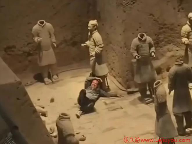 男子跳至兵马俑坑致两尊武士俑损坏 律师：最高可判10年-乐久游-游戏盒子